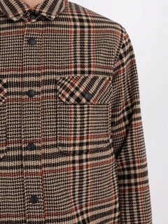Detalje af ternet uldstof på Replay overshirt i Prince of Wales-ternet uld i brun