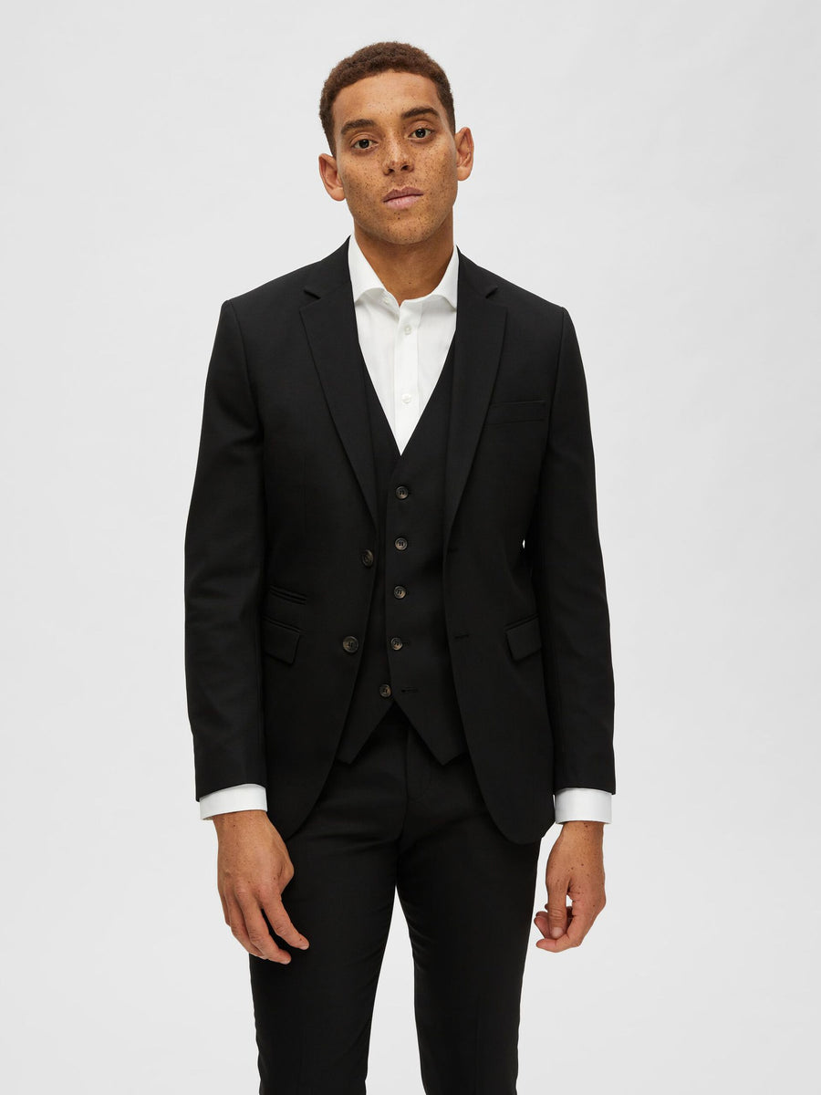 Selected Slim Neil blazer i sort – model set forfra